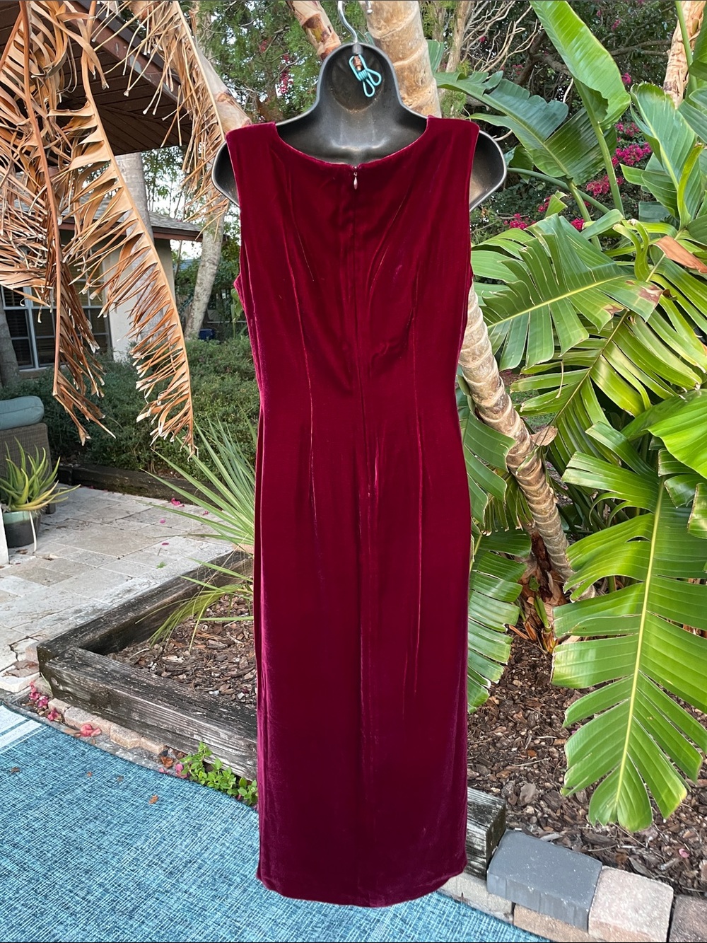 velvet silk blend embroidered column dress with side slit - Picture 3 of 9